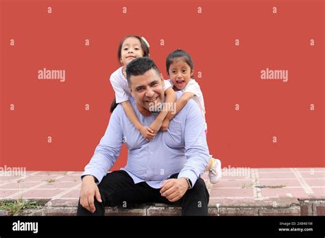 Divorced Single Dad Plays With His Two Brunette Latina Daughters Show Their Love And Celebrate