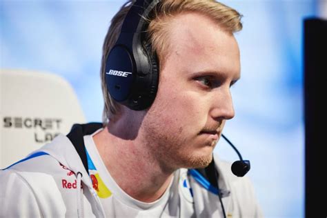 LCS 2023 Zven se recusa a cumprimentar jogador da Team Liquid após