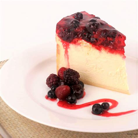 Mixed Berry Cheesecake - Marks Quality Cakes