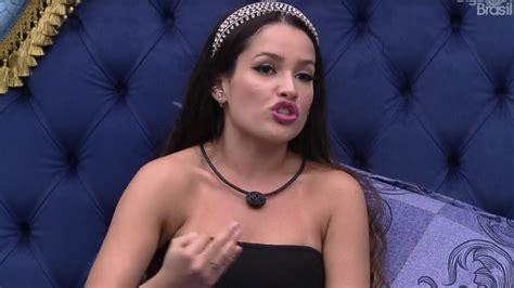 Bbb Juliette Surpreende Pede Beijo Para Sarah E Web Vibra Bbb