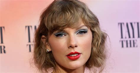 Devastated Taylor Swift Speaks Out On Lover Who Died In Advance Of