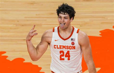 Clemson Mens Basketball Pj Hall Is Returning To Form