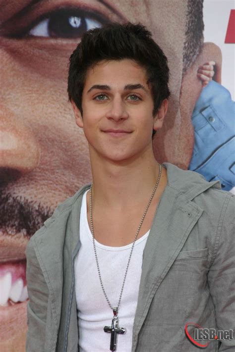 Pictures Of David Henrie