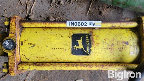 John Deere Hydraulic Cylinders And Hoses Bigiron Auctions