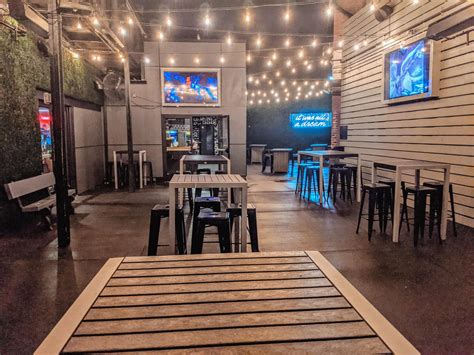 Up-Down STL - Bar / Club in St. Louis, MO | The Vendry