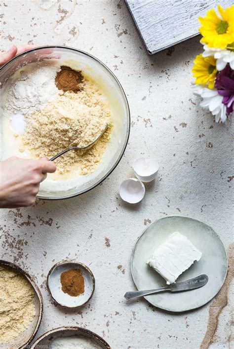 Sugar Free Keto Low Carb Breakfast Bars Recipe | Food Faith Fitness