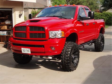 18 Dodge Ram 1500 Jacked Up Trucks Penting