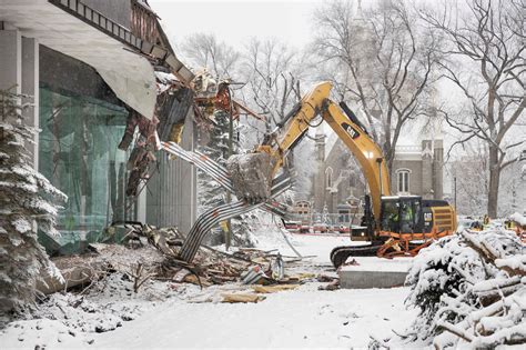 Crews Prepare Salt Lake Temple Grounds for Excavation