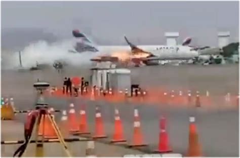 Vídeo avião da LATAM bate em caminhão de bombeiro e pega fogo no