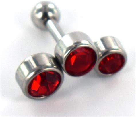 Helix Piercing 3 Steentjes Rond Rood LMPiercings Bol