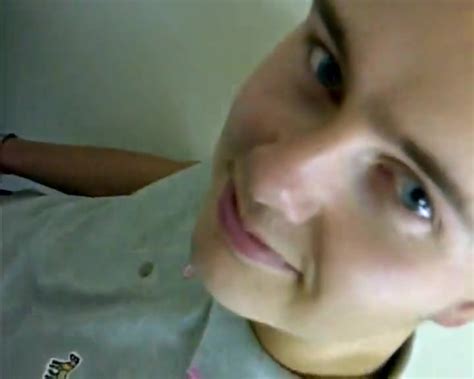 HOT GUYS PISSING IN THE TOILET ThisVid