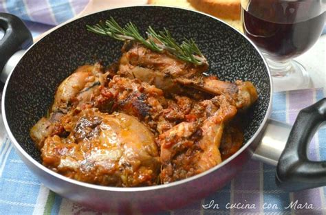 POLLO ALLA CACCIATORA Secondo Piatto Tipico Della Cucina Toscana