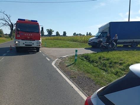 Laseczno Wypadek Na Dk Dosz O Do Zderzenia Kierowcy Busa Z