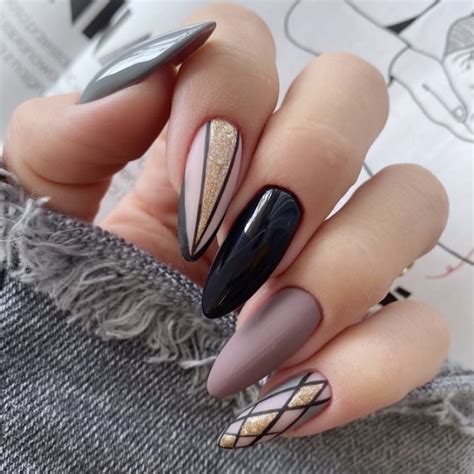 40 Classy Taupe Nail Designs You Need To Try This Season Your Classy Look