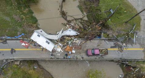 Suman 26 Muertes Por Inundaciones Y 37 Personas Desaparecidas En