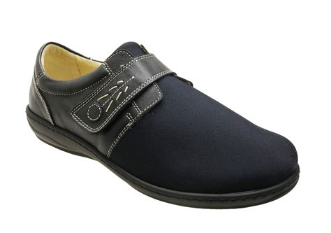 Evita – Chic Wide Shoes