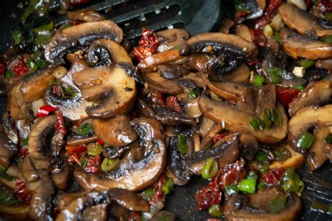 Mushroom Ragout With Cauliflower Polenta Recipe