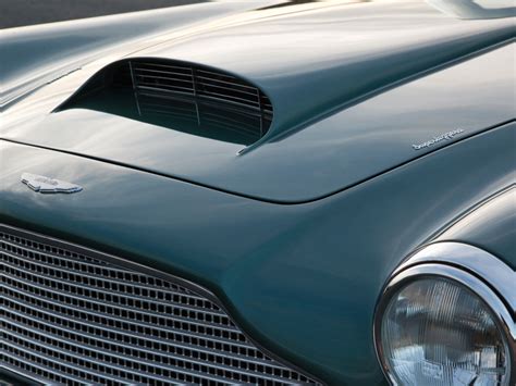 Car Porn Aston Martin DB Airows