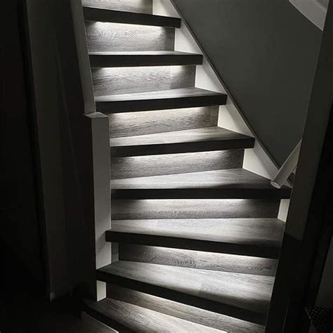 LEDChampion Lampe d escalier à LED avec détecteur de mouvement lumière