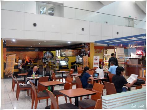 Kat's Musings: Food Outlets at the NAIA Terminal 3