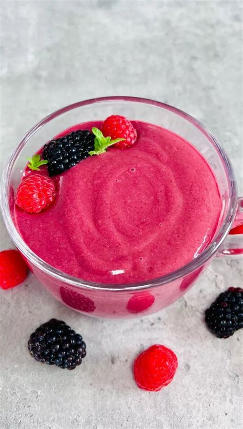 No Yogurt Raspberry Blackberry Smoothie