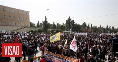 Visão Greve e protestos na Grécia contra aumento dos preços