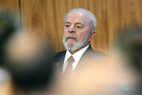 G No Rio De Janeiro Carro Da Comitiva De Lula Roubado Antes De