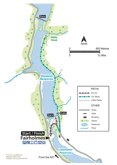 Derwent Dam: Peak District National Park