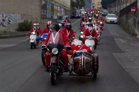 Tornano I Babbi Natale Del Mc Massa News Moto It