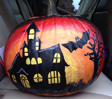 Haunted House Pumpkin | Creative pumpkin painting, Halloween pumpkin ...