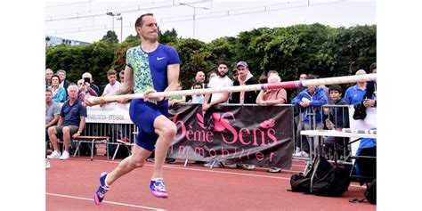 Rhône Des lycéens de Villefranche et Belleville engagés au cross