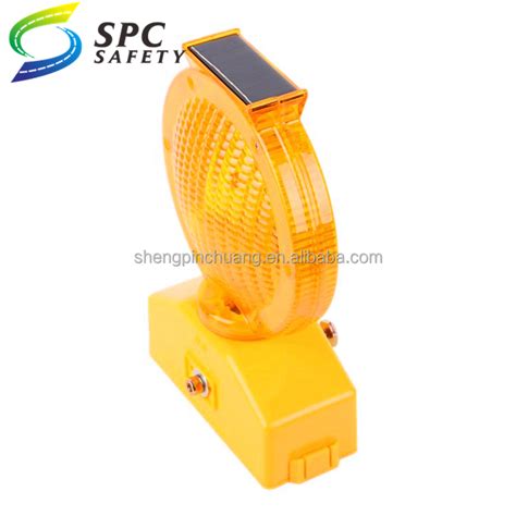 Airport Traffic Control Solar Powered Yellow Roadblock Traffic Signal