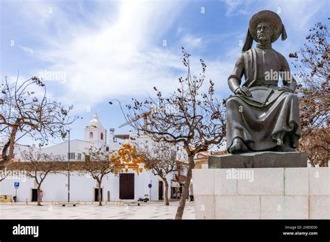 Statue Of Infante Dom Henrique Prince Henry In The Town Square Lagos