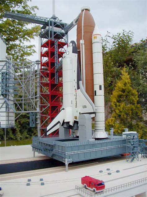 SUPER-DETAILED SPACE SHUTTLE LAUNCH TOWER ~ Megamag 2