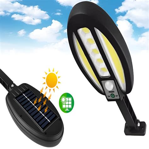 Lampa Solara De Exterior 95 LED COB Panou Solar Incorporat Cu