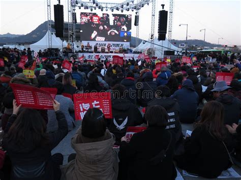 Concert Celebrates Park Geun-hye Impeachment Editorial Image - Image of korean, demonstrators ...