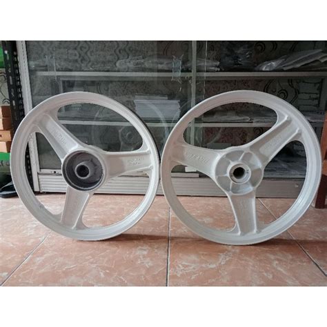 Jual Velg Daytona Palang 3 Suzuki Single Disc Shopee Indonesia