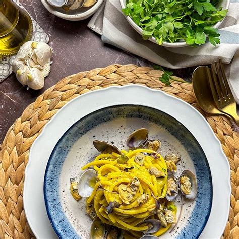 Spaghettone XL Crema Di Zucchine E Vongole Veraci Al Ta Cucina