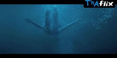 Jennifer Garner Bikini Scene In Elektra Tnaflix