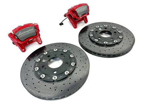 LAMBORGHINI URUS REAR CERAMIC BRAKE KIT CALIPARS + DISCS SET – ApexSpares