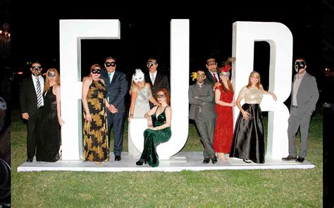 Colegio F Lix De Jes S Rougier Ofrece Noche De Gala Ben Fica Chic Magazine