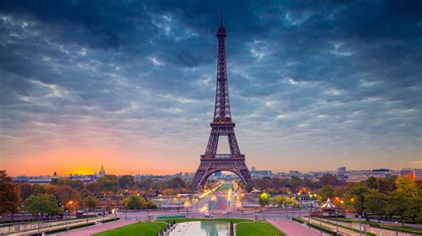 Eiffel Tower Paris During Early Morning HD Travel Wallpapers | HD ...