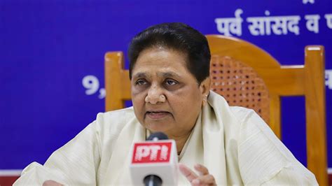 Mayawati Says Bsp Will Maintain ‘complete Distance From Nda India Bloc For 2024 Lok Sabha