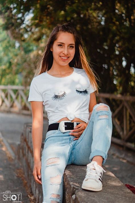 Pin De Heather En Latina Fashion Mujeres Lindas Mujeres Chicas