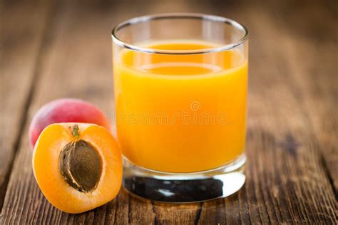 Selbst Gemachter Aprikosen Saft Stockfoto Bild Von Frucht Lebensstil