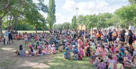 Unos Cinco Mil Chicos Van A Las Colonias De Verano En San Isidro