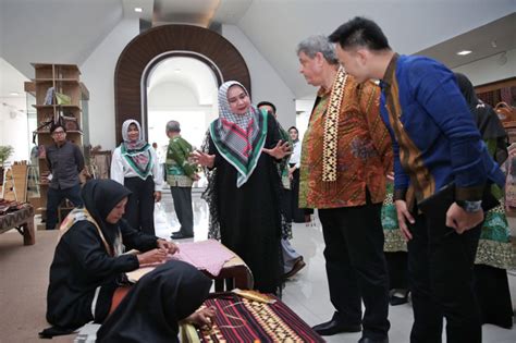 Riana Sari Arinal Terima Kunjungan Duta Besar Palestina Untuk Indonesia