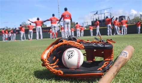 Toros Del Este Iniciaron Entrenamientos Con Jugadores Toros Del Este