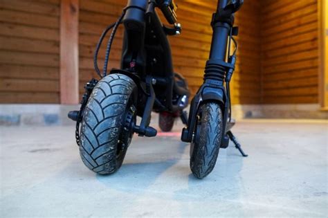 Electric Scooter Tires: A Beginner’s Guide