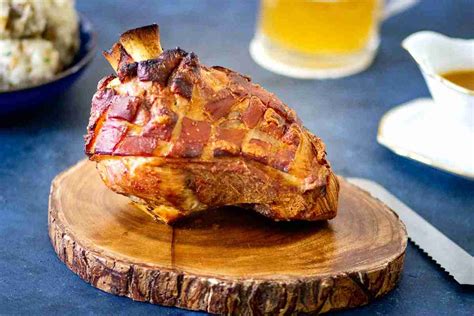 Oktoberfest Crispy Pork Hock ⋆ My German Recipes